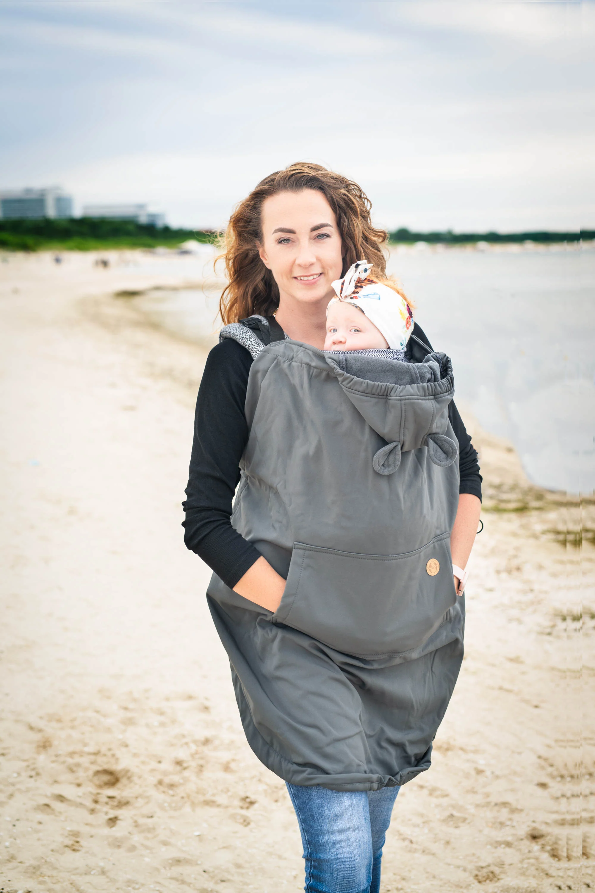 Babywearing Cover - Image 7