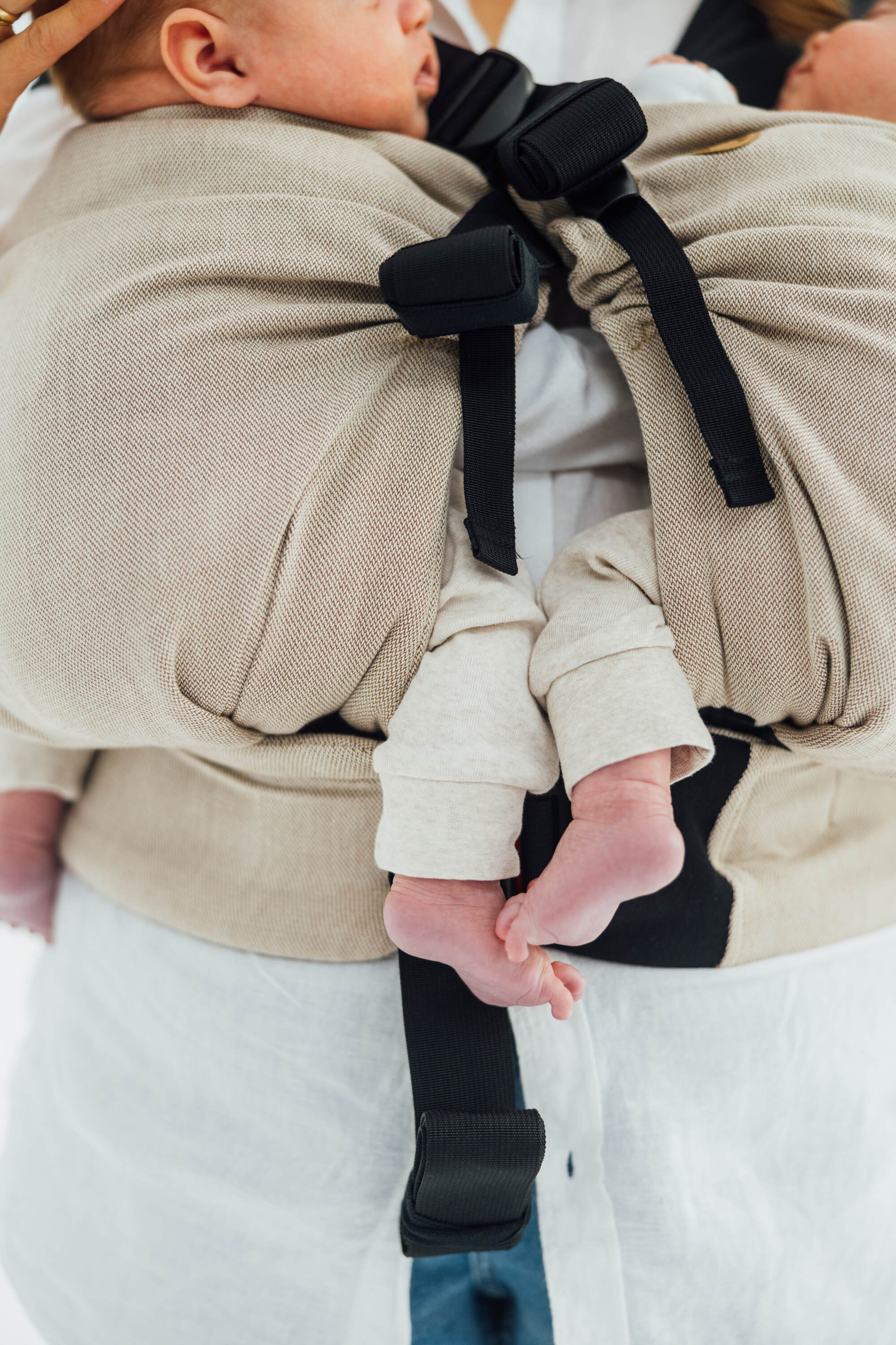 LennyTwin - Peanut Butter - Twin Carrier & Hip Sling - Image 8
