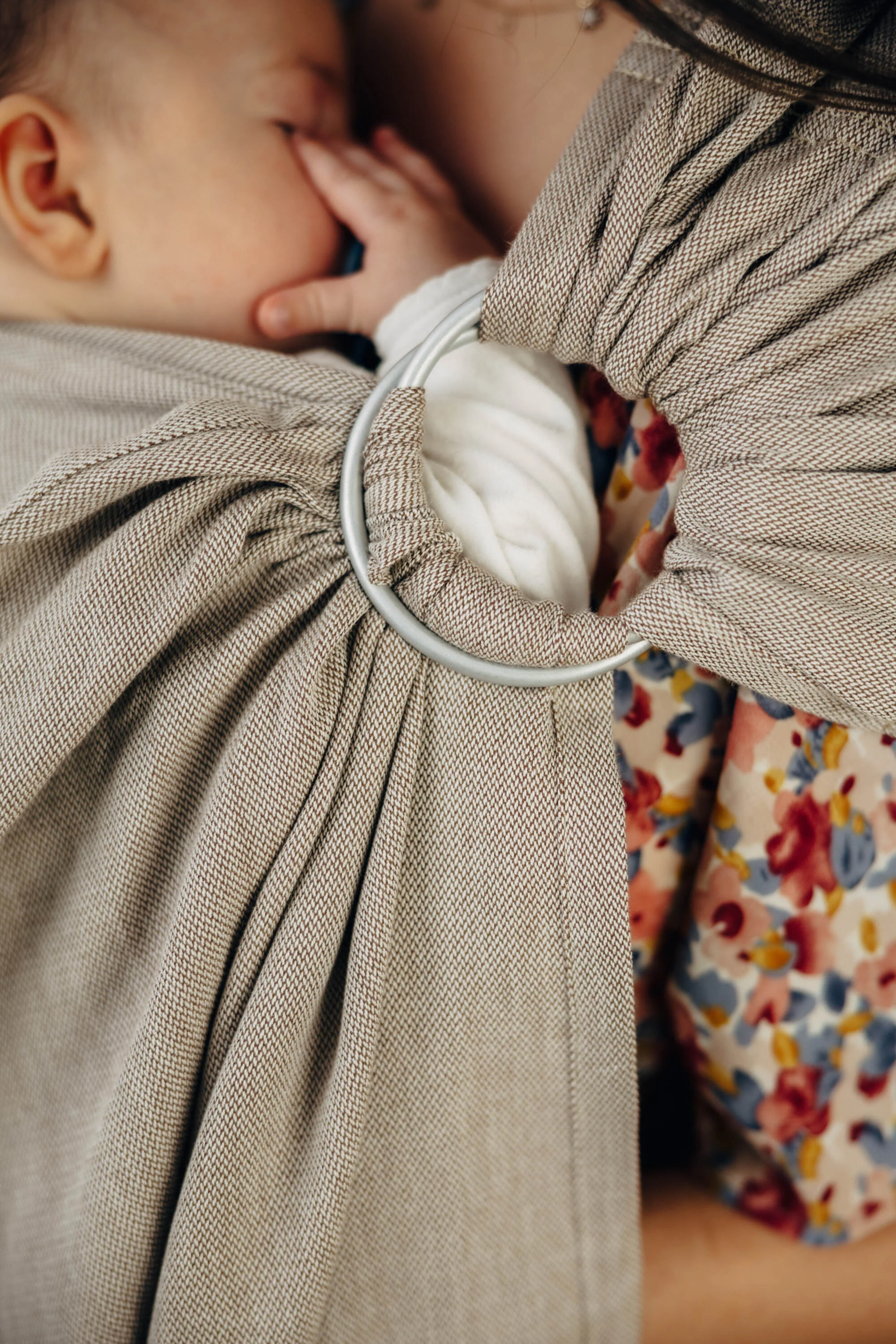 Ring Sling, Peanut Butter - Gathered Shoulder - Image 5