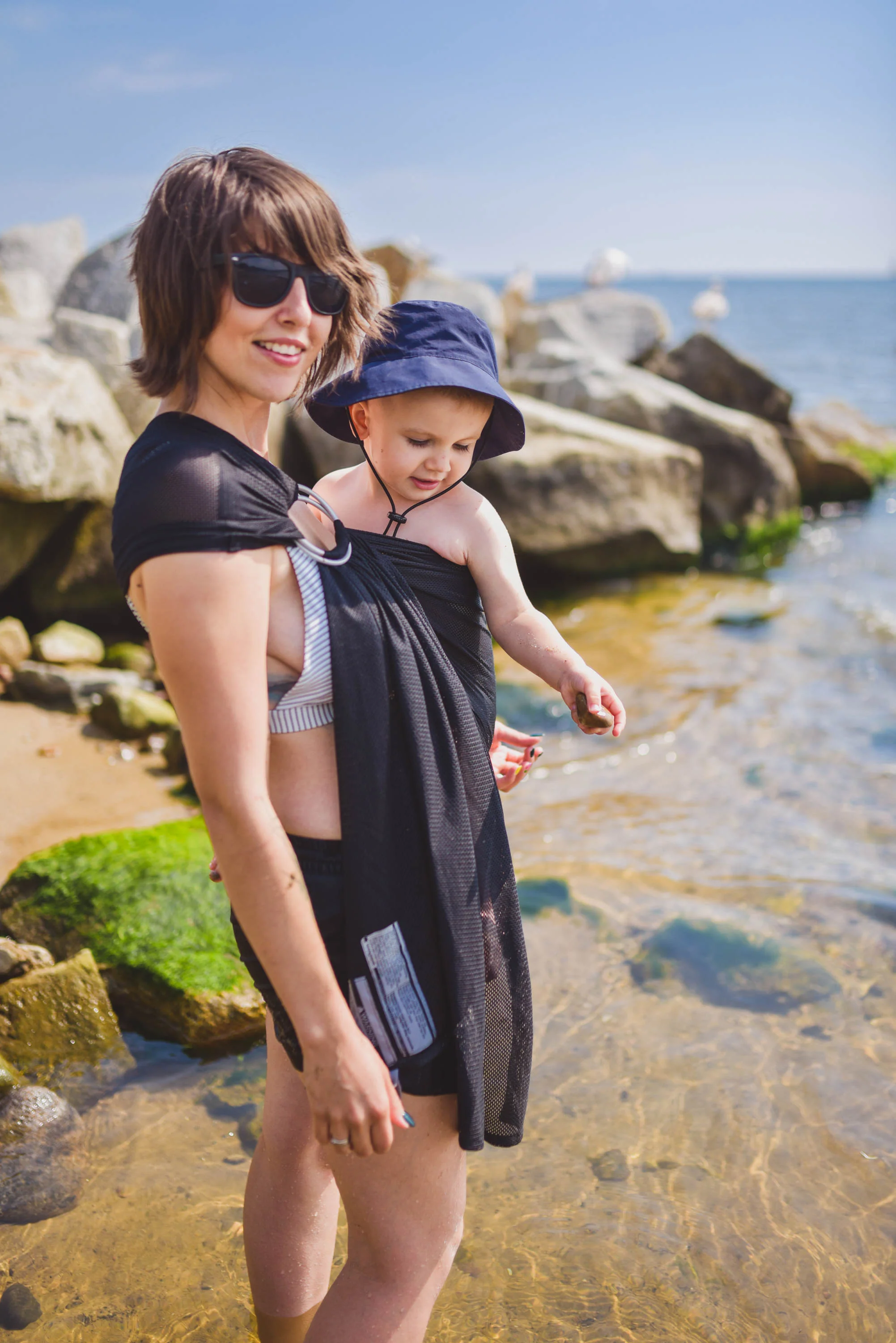 Water Ring Sling, Black, Gathered shoulder - Image 10